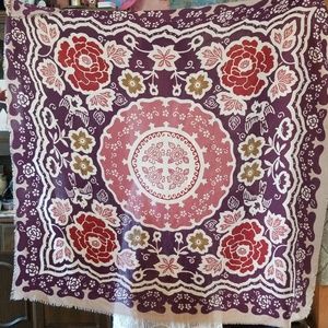 Light weather blanket scarf